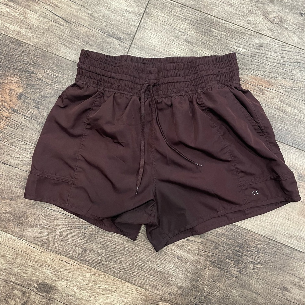 Women's Athletic Shorts - Deep Brown